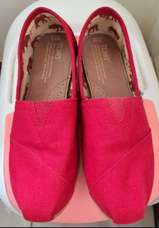 (Category: ) located in . Submitted by eljaycloset (Listing ID 1141733115, Image 1). Description: .