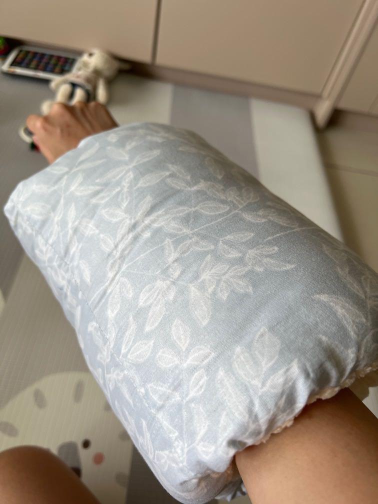 Feeding arm pillow online
