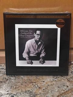 (Category: ) located in . Submitted by vinnie-vinyl (Listing ID 1141860258, Image 1). Description: .