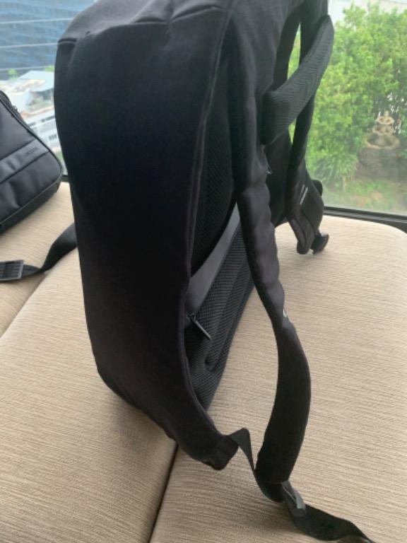 Bobby XL Original AntiTheft backpack Black, Men's Fashion, Bags