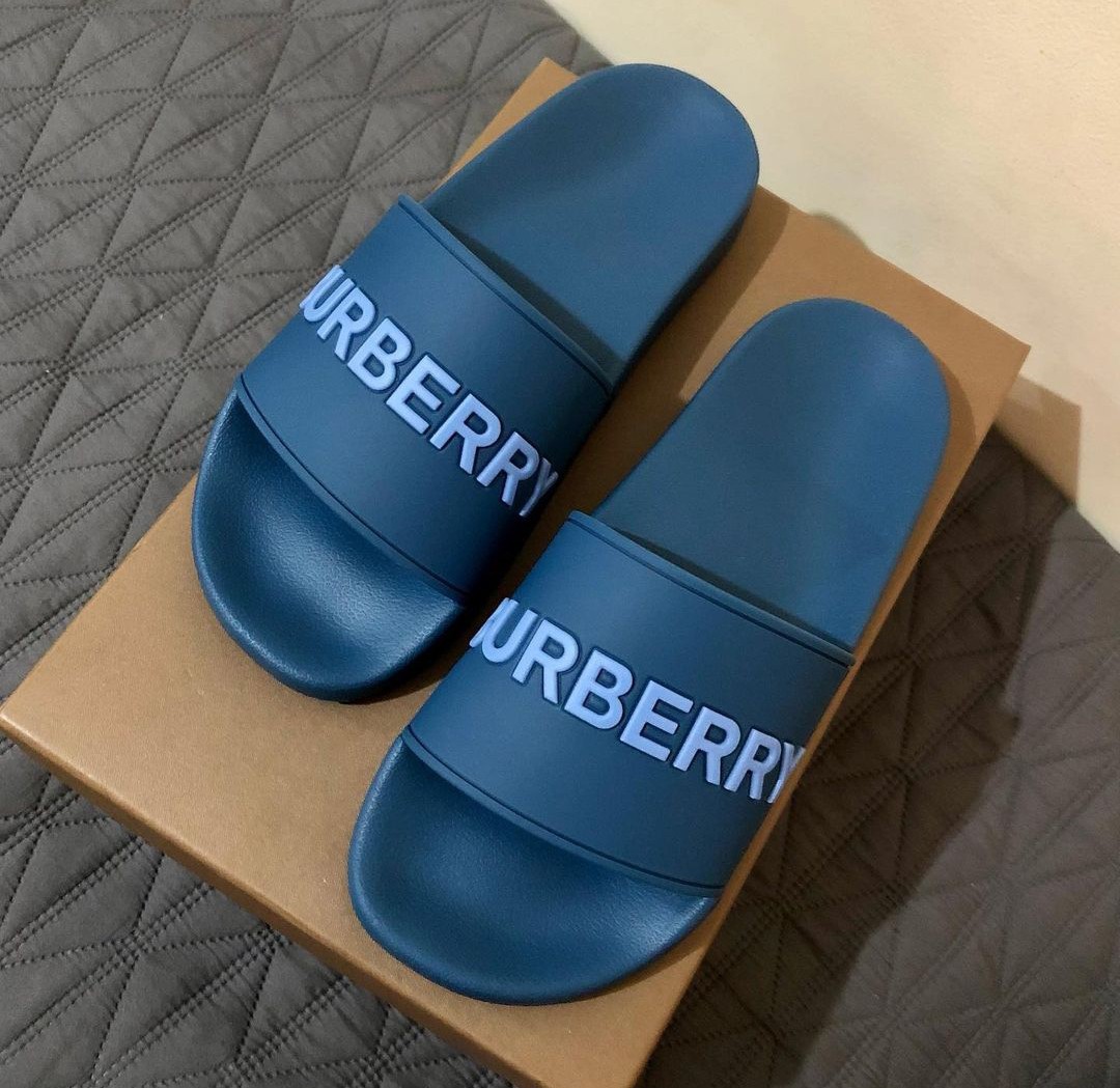 Burberry Slides, Men's Fashion, Footwear, Slippers & Slides on Carousell