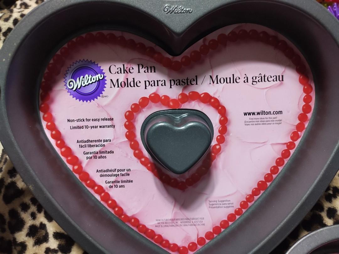 Cake pan (Category: Bakeware) located in Imus. Submitted by ryanneakiko (Listing ID 1141701327, Image 2). Description: 300 each or set for 500 brand new cake pan 10 inches diameter.