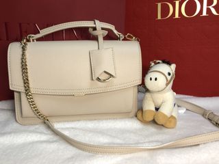 （分類：）位於 。 由 mmcc8868 提交（商品編號 1141842788，圖片 1）。簡介： 。