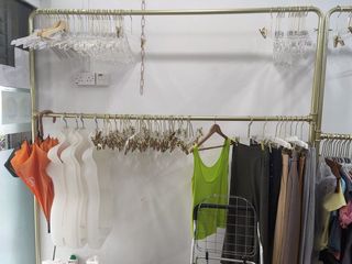 (Category: ) located in . Submitted by kitmaisonboutique (Listing ID 1141778547, Image 1). Description: .