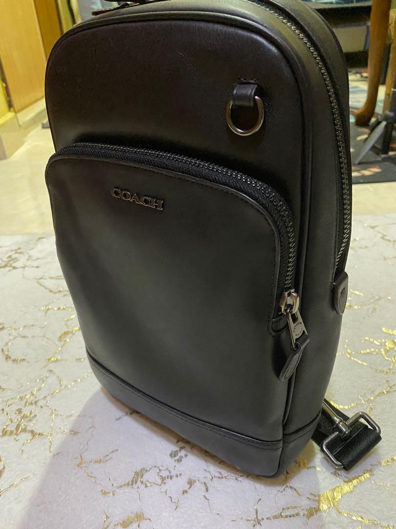 Authentic Coach Graham Pack C2931 Black Men s Fashion Bags