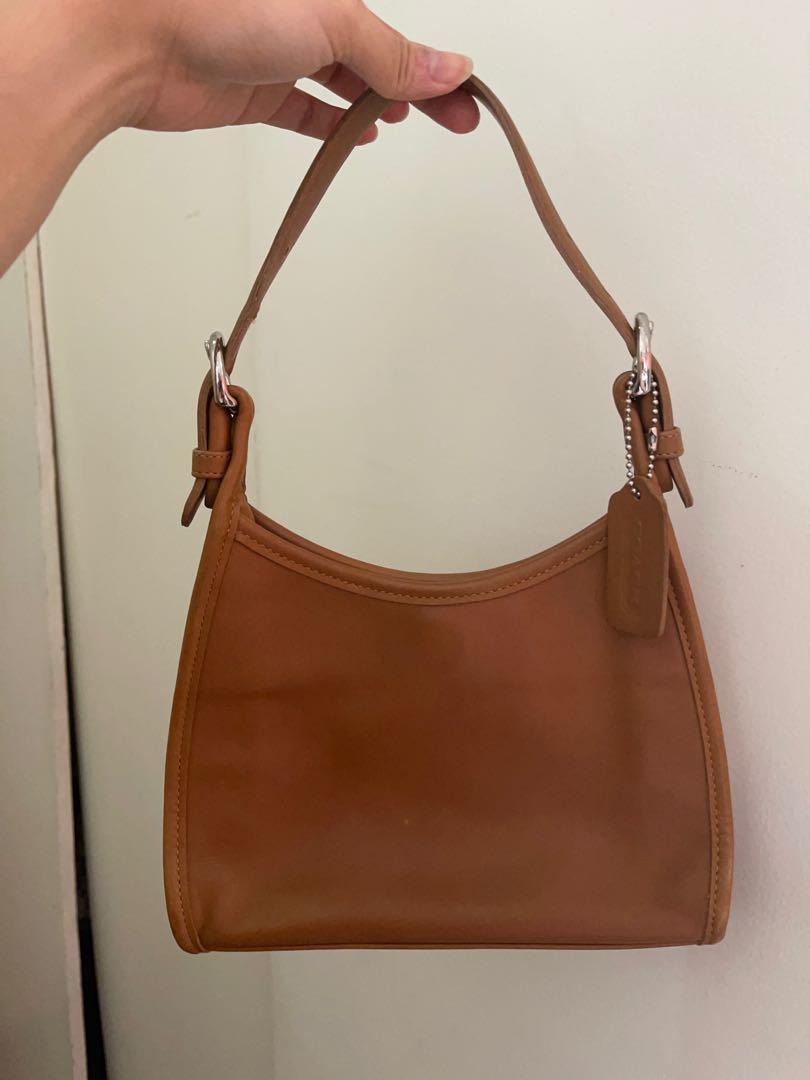 Coach tan shoulder bag shop