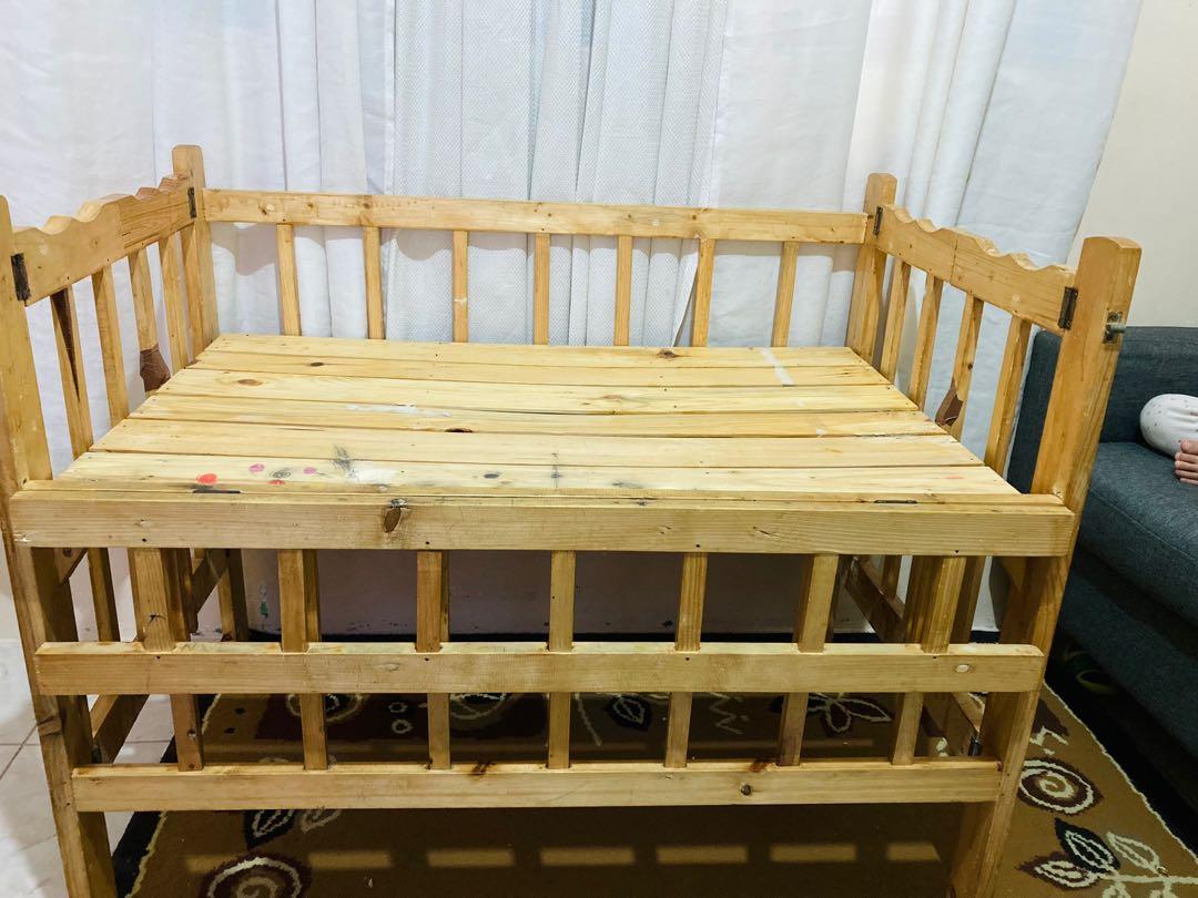 Crib Drop Side Classic Design Wooden, Babies & Kids, Baby Nursery