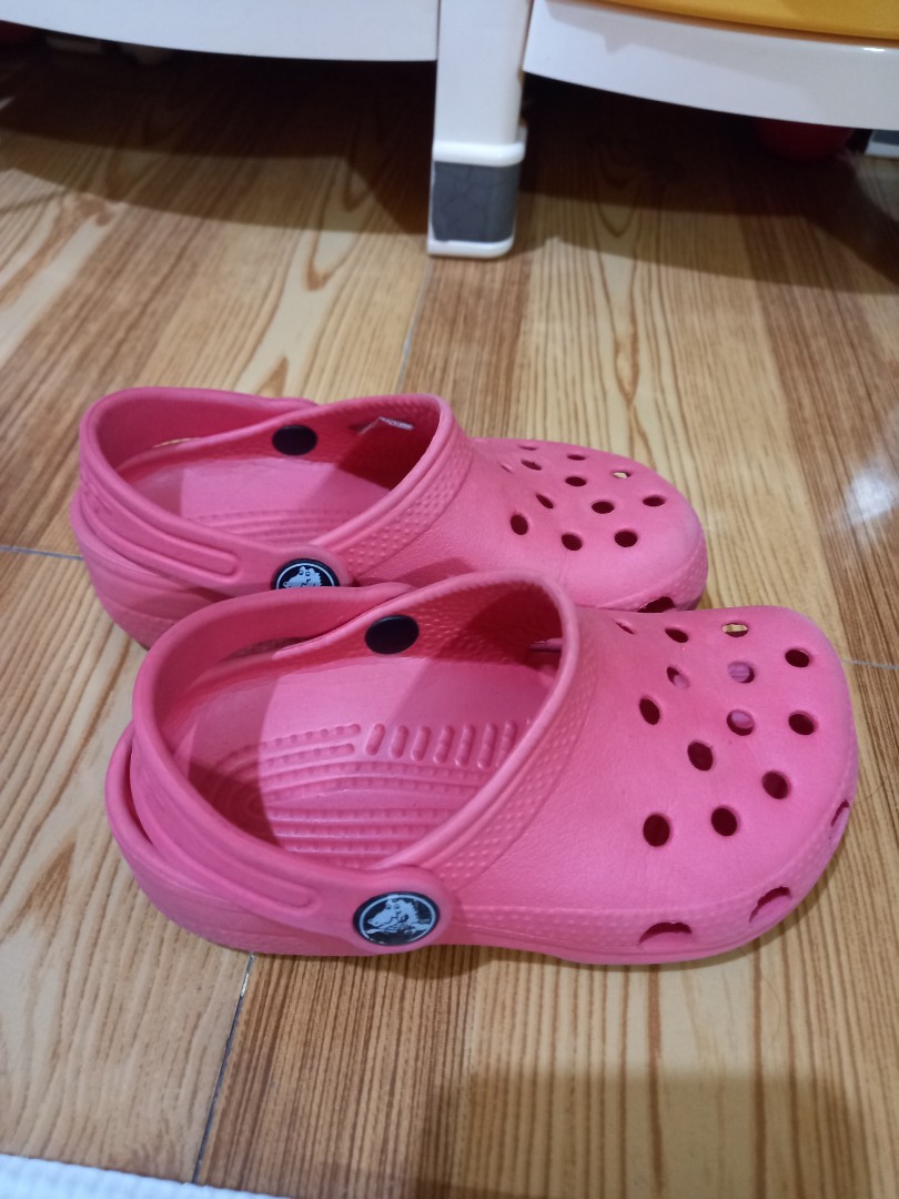 crocs 4y