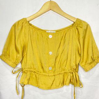 Crop Top Preloved Import (Like New) ✨