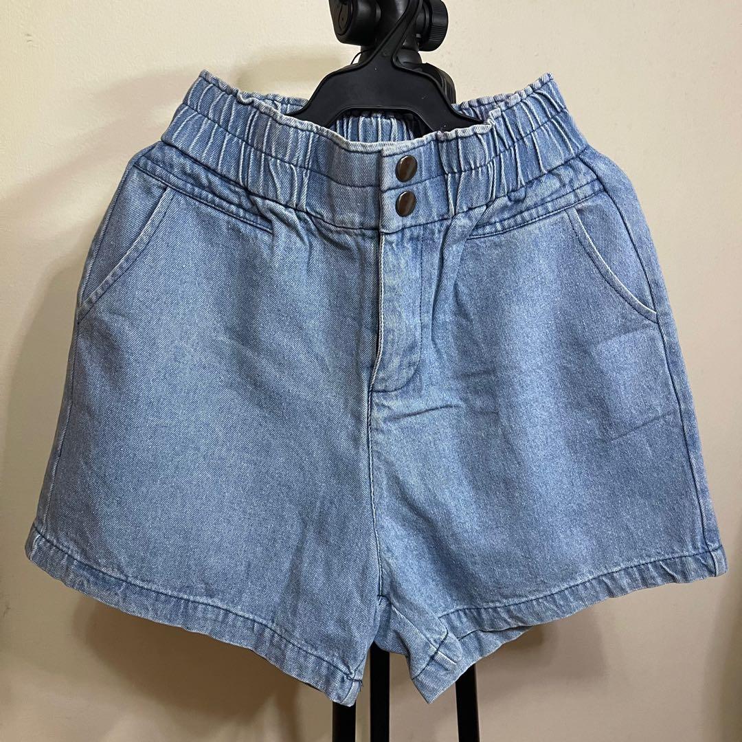 Denim Shorts • Size 22-26, Women's 