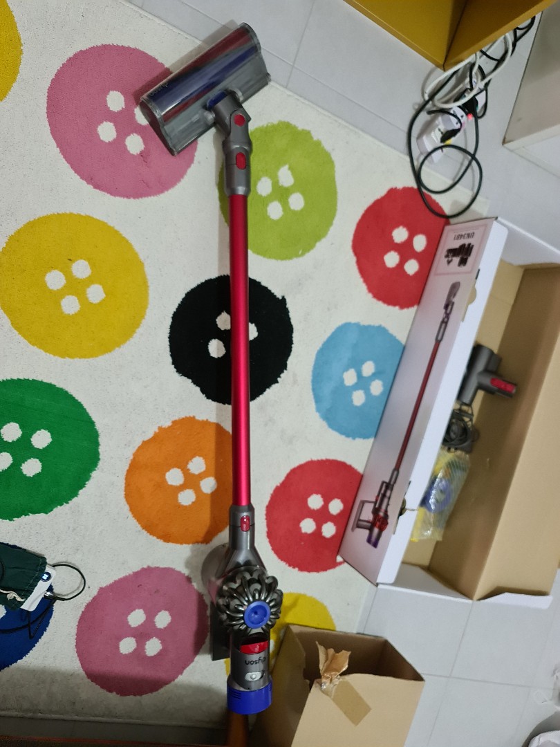 Dyson V7 Cordless Vacuum Cleaner, TV & Home Appliances, Vacuum Cleaner