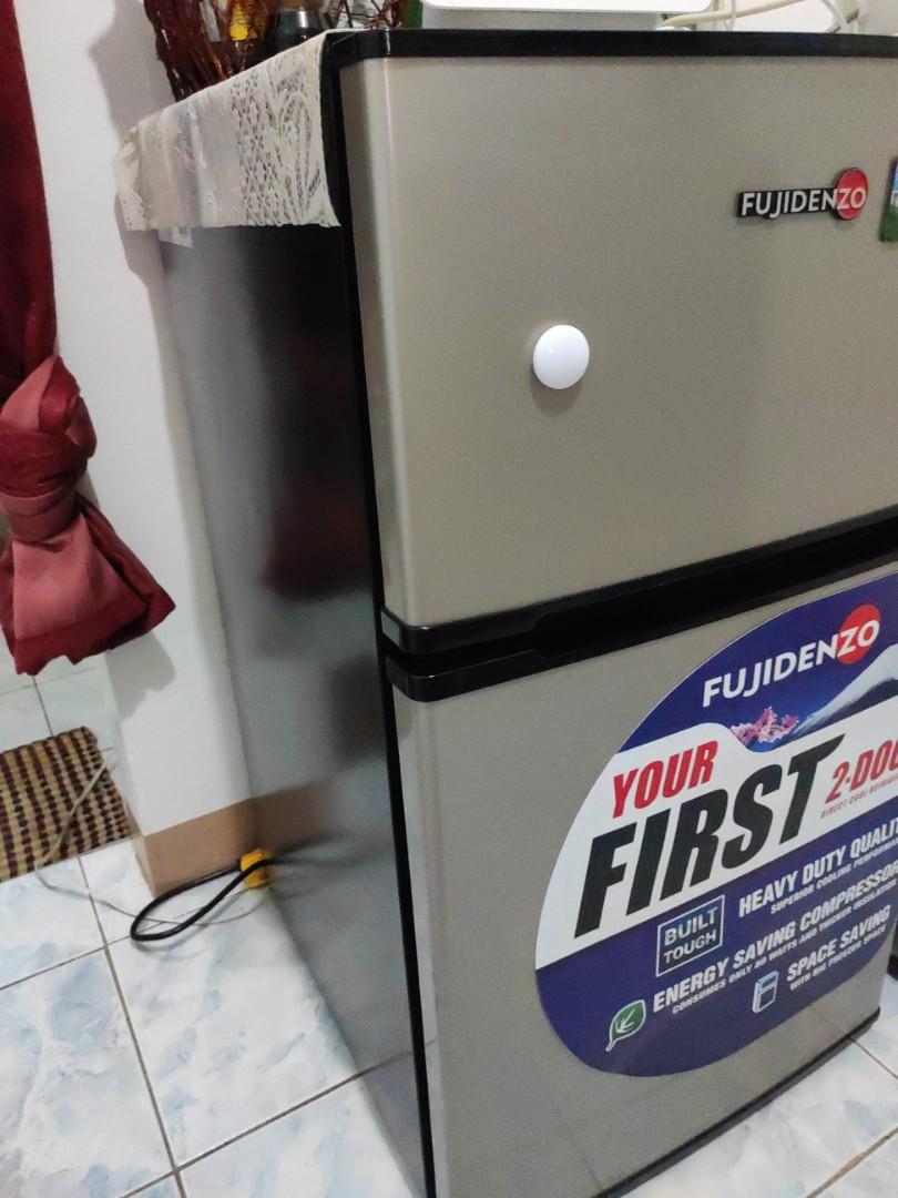 Fujidenzo Refrigerator (Category: Refrigerators and Freezers) located in Makati City. Submitted by ck034 (Listing ID 1141732147, Image 2). Description: Selling my used Fujidenzo ref For pickup only Rush sale No issues sa makina 1.5 years old Reason for selling: moving out PM if interested Item is still available while post is still up.