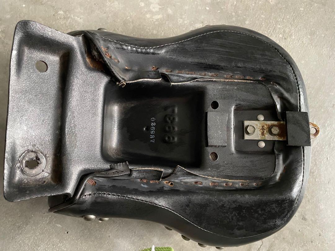 Harley Davidson Passenger Seat Heritage Softail Classic, Motorcycles