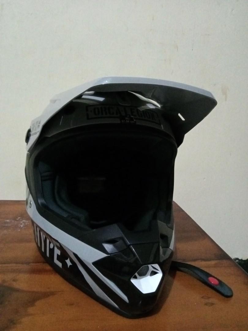 Helm rsv cheap cross
