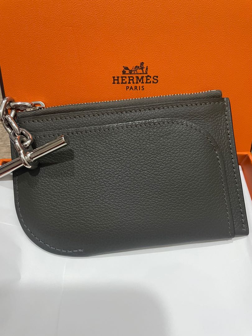 Hermes 新款strap card holder, 女裝, 手袋及銀包, 銀包、卡片套- Carousell