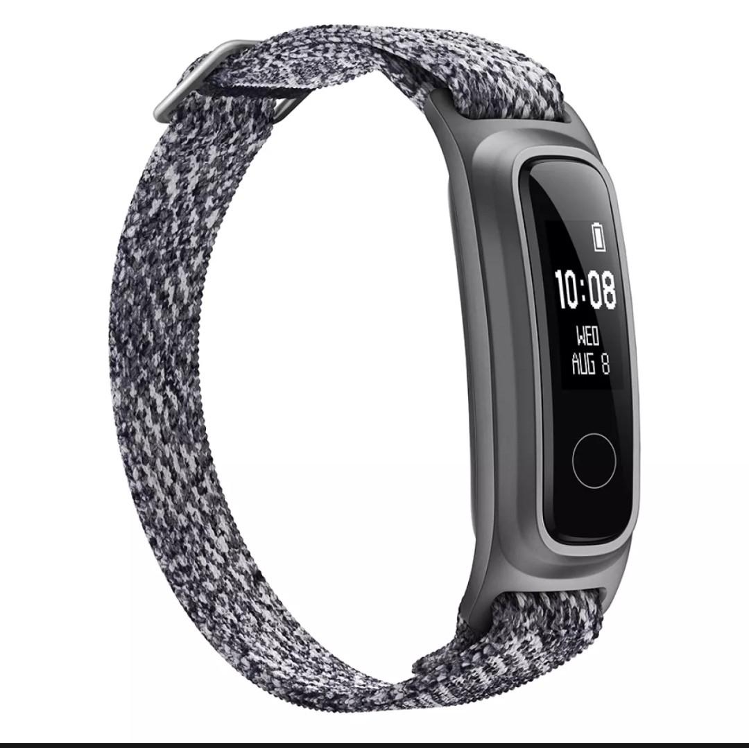Honor Band 5 sports edition, Mobile Phones \u0026 Gadgets, Wearables \u0026 Smart  Watches on Carousell