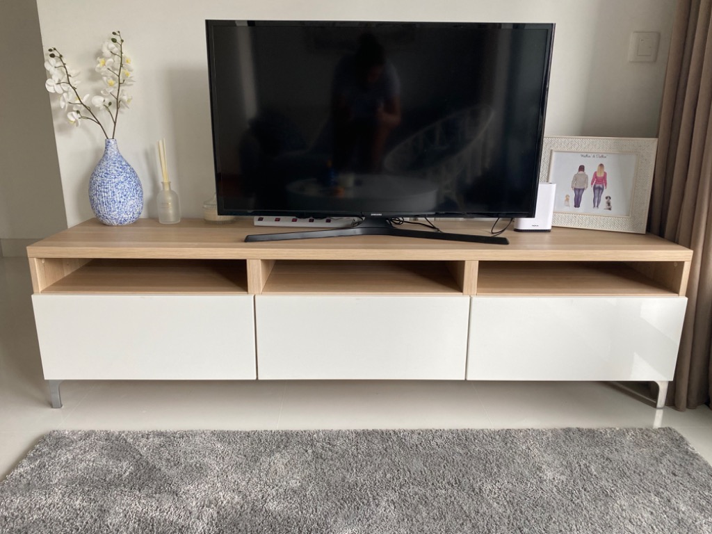 Besta tv clearance bench white
