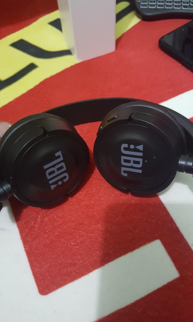 Jbl headphone, Audio, Headphones & Headsets on Carousell