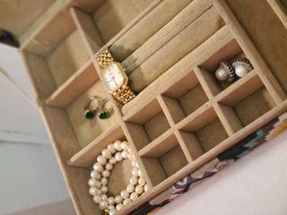 Jewelry and watch box