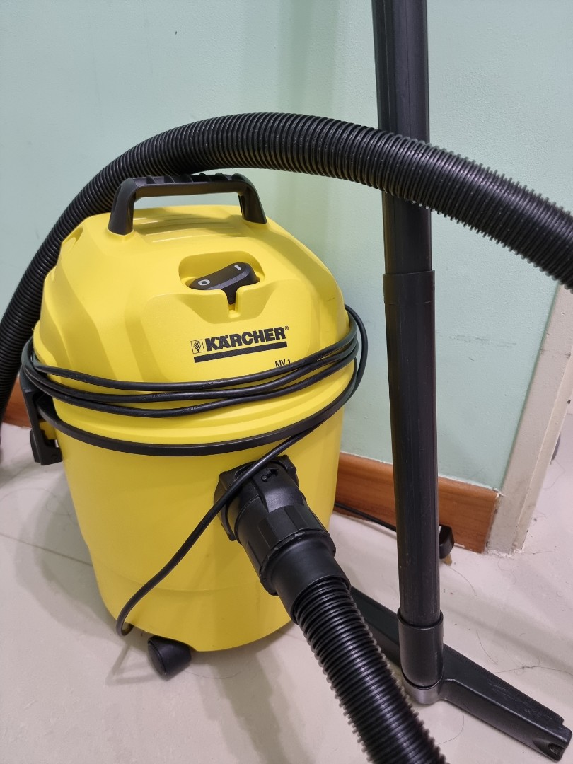 Karcher Vacuum (good condition), TV & Home Appliances, Vacuum Cleaner