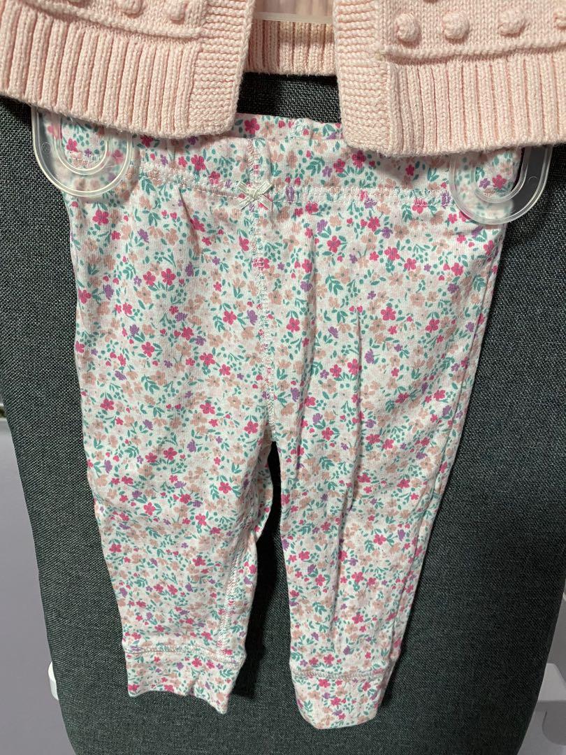 Leggings baby gap Babies Kids Babies Kids Fashion on Carousell