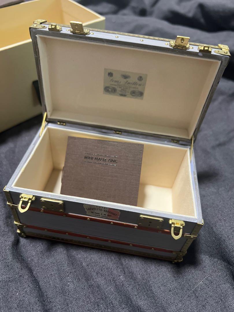 Authentic LOUIS VUITTON Trunk Paperweight Mini Malle Zinc Box RARE