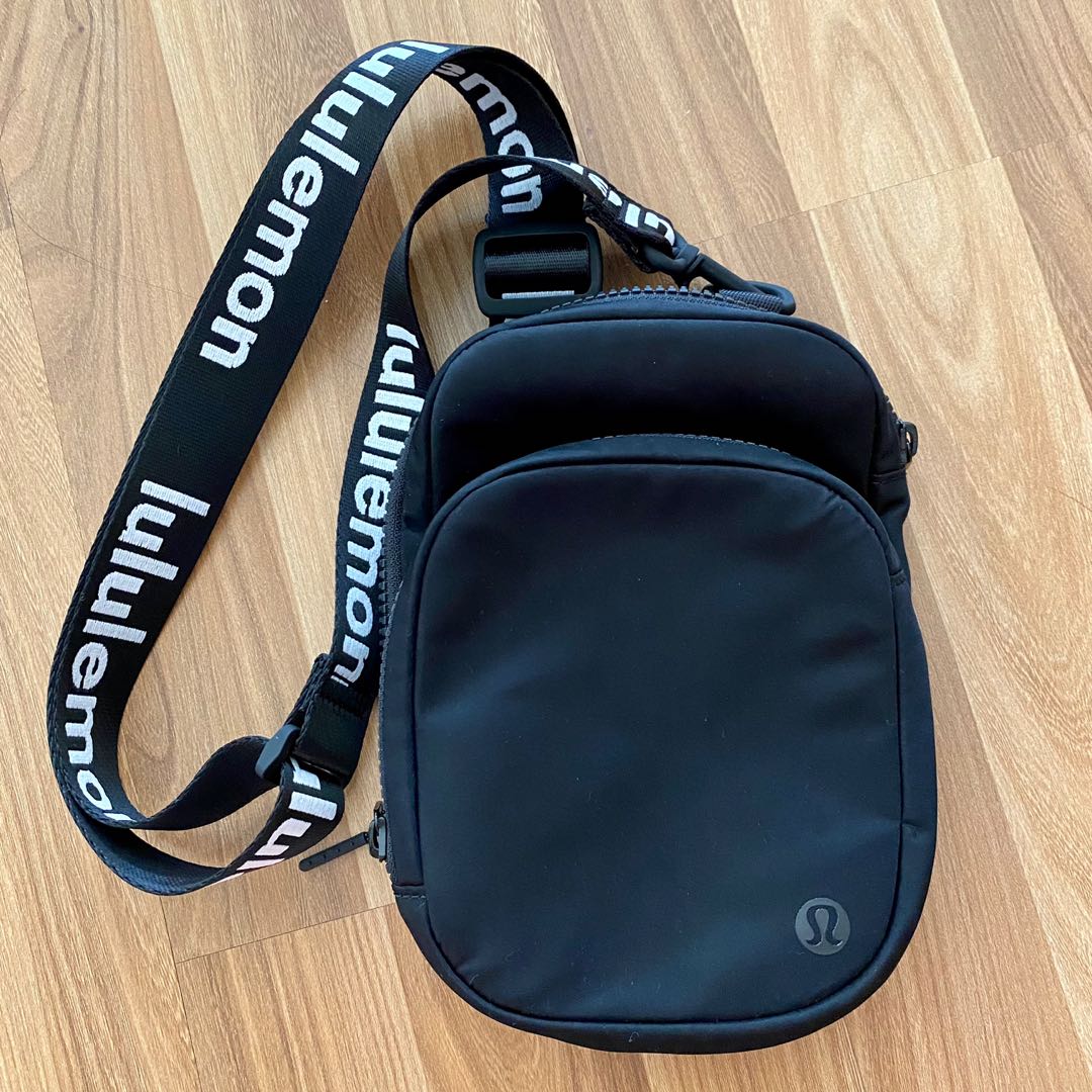 Lululemon The Rest is Written Crossbody 2L sling bag, Men's Fashion
