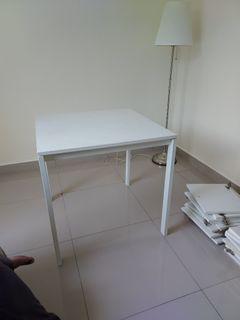 Meja ikea 2×2