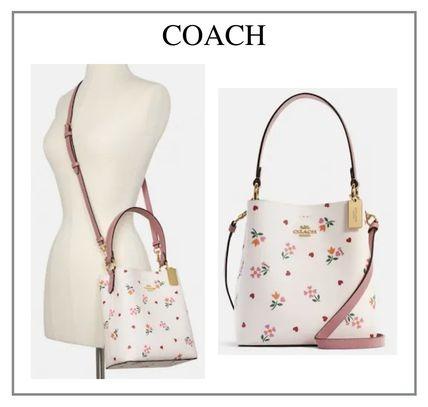 New Coach Original Special Edition Valentine Collection Small Town Bucket  Bag With Heart Petal Print Crossbody Sling Handbag For Women Come With  Complete Set Suitable for Gift, Women's Fashion, Bags & Wallets,