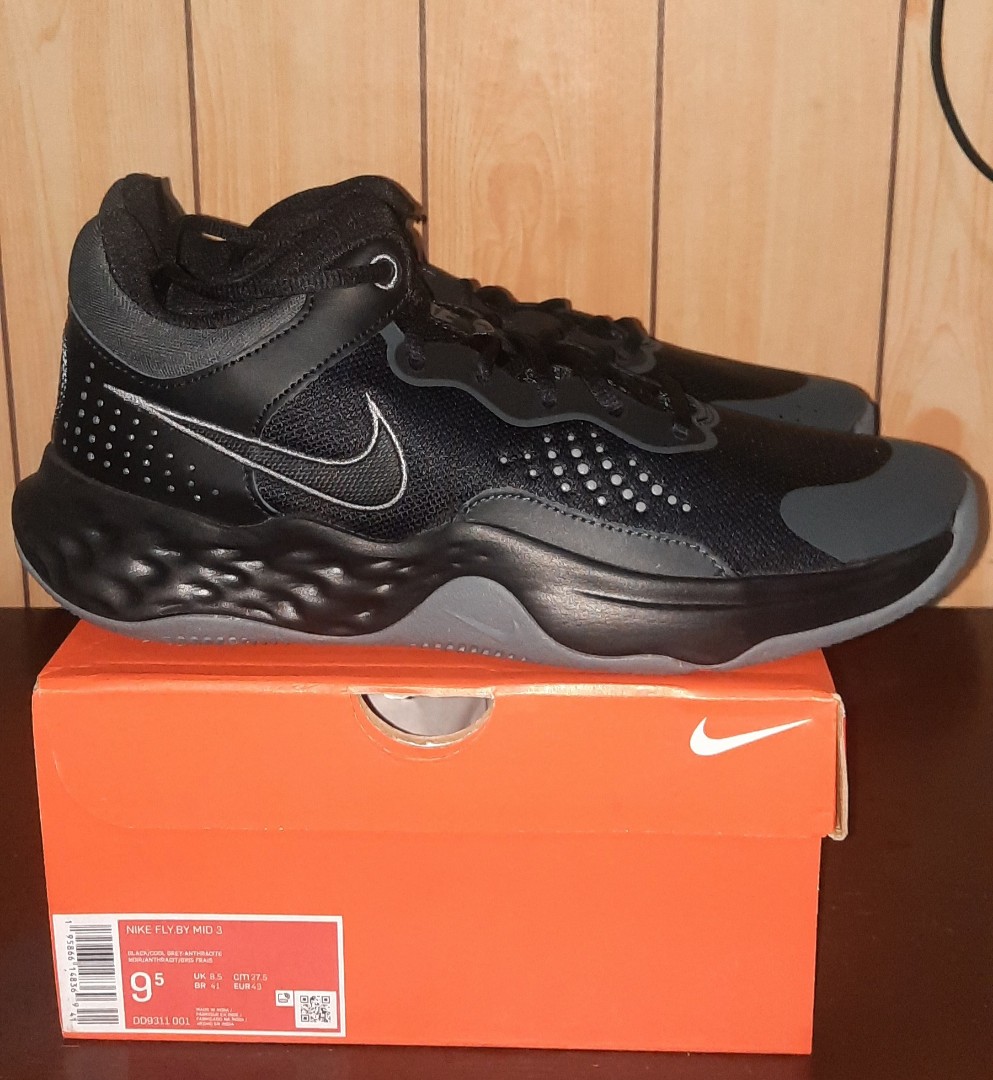 Nike basketball Fly by mid 3, Men's Fashion, Footwear, Sneakers on Carousell