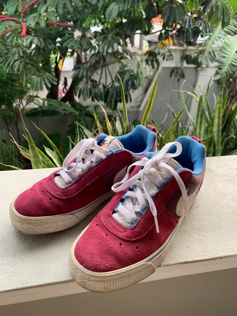 Sneaker NIKE SB DUNK LOW SZ 41, Fesyen Pria, Sepatu , Sneakers di Carousell