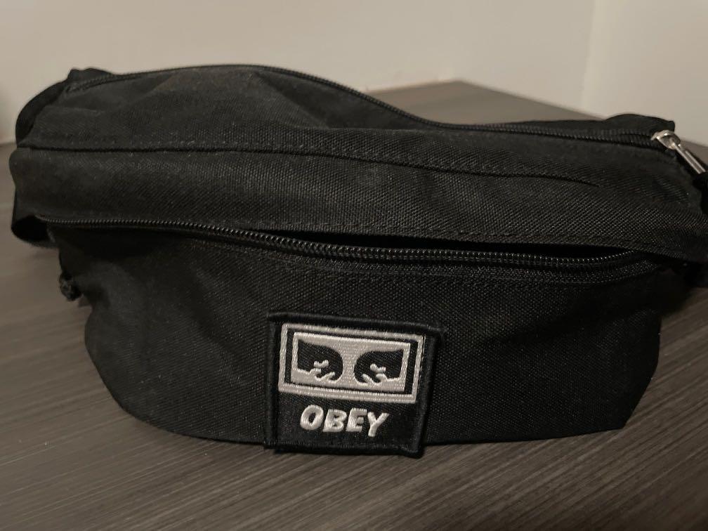Obey pouch top