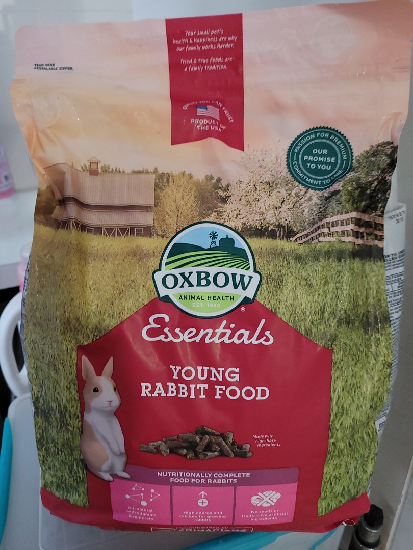 Oxbow young rabbit pellets 4.5kg, Pet Supplies, Pet Food on Carousell