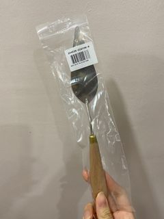 (Category: ) located in . Submitted by yellow.watermelon (Listing ID 1141862858, Image 1). Description: .