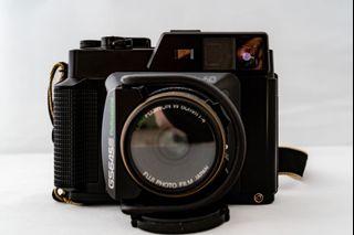 Pristine Fuji GS645S Professional medium format film camera from Japan