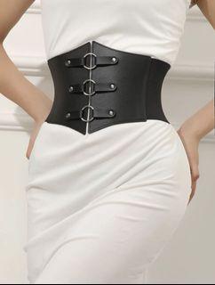 Ring decor corset belt