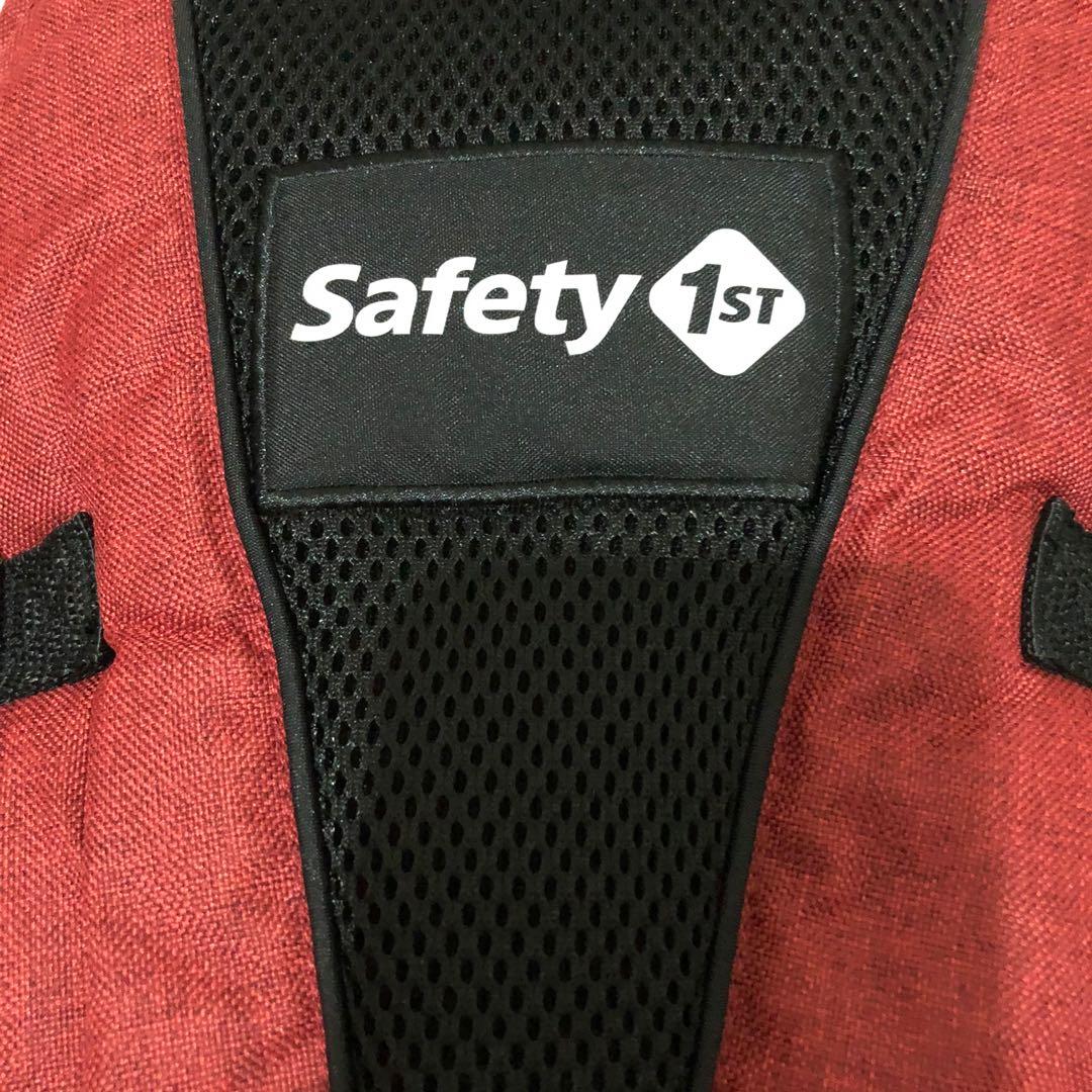Safety 1st baby carrier (Category: Carriers & Slings) located in Marilao. Submitted by agonold (Listing ID 1141836625, Image 2). Description: Safety 1st baby carrier bought in Abu Dhabi for 2k plus or aed156 Used once in the airport, super new pa po RFS: Decluttering/ ouutgrown.