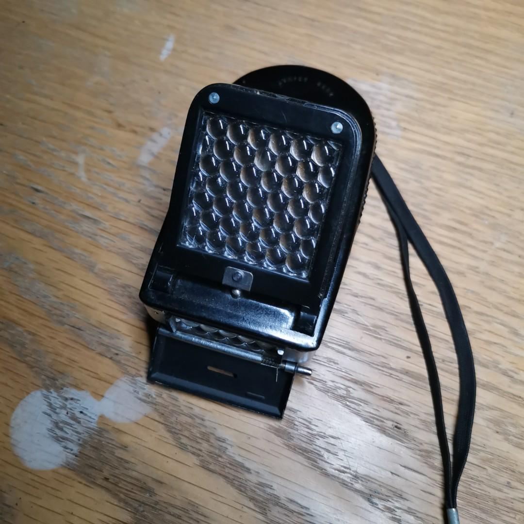 Sekonic metet (Category: Other Photography Accessories) located in Makati City. Submitted by cassiuss (Listing ID 1141877975, Image 1). Description: Working.