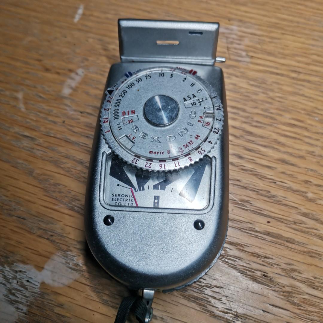 Sekonic metet (Category: Other Photography Accessories) located in Makati City. Submitted by cassiuss (Listing ID 1141877975, Image 2). Description: Working.