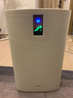 （分類：）位於 。 由 MSHongKong12 提交（商品編號 1141847553，圖片 1）。簡介： 。
