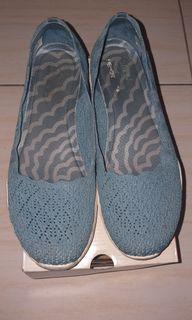 Skechers 38