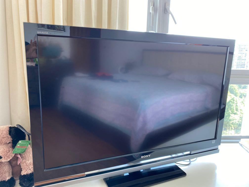 SONY BRAVIA KDL46W4100, TV & Home Appliances, TV & Entertainment, TV