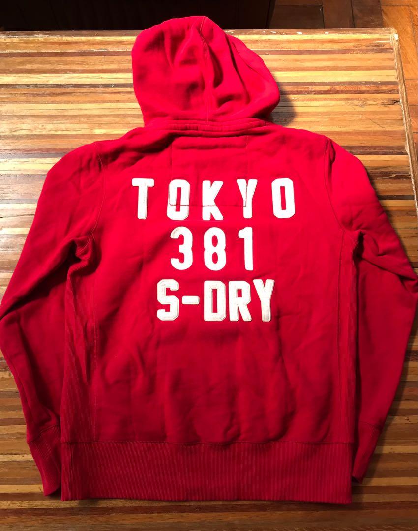 Superdry Hoodie (Category: Coats, Jackets and Outerwear) located in Baguio. Submitted by chicopao (Listing ID 1141712665, Image 3). Description: Superdry Hoodie Size: XL In Excellent Used Condition .