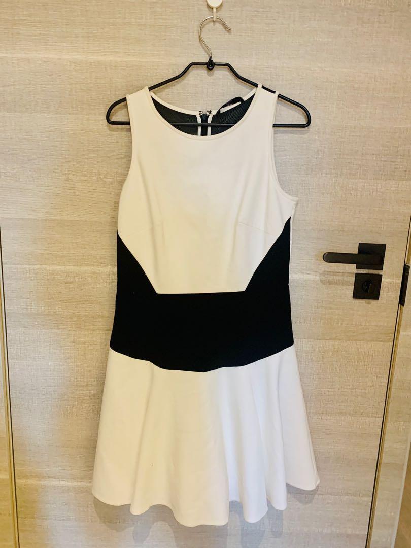 Tibi new york dress top