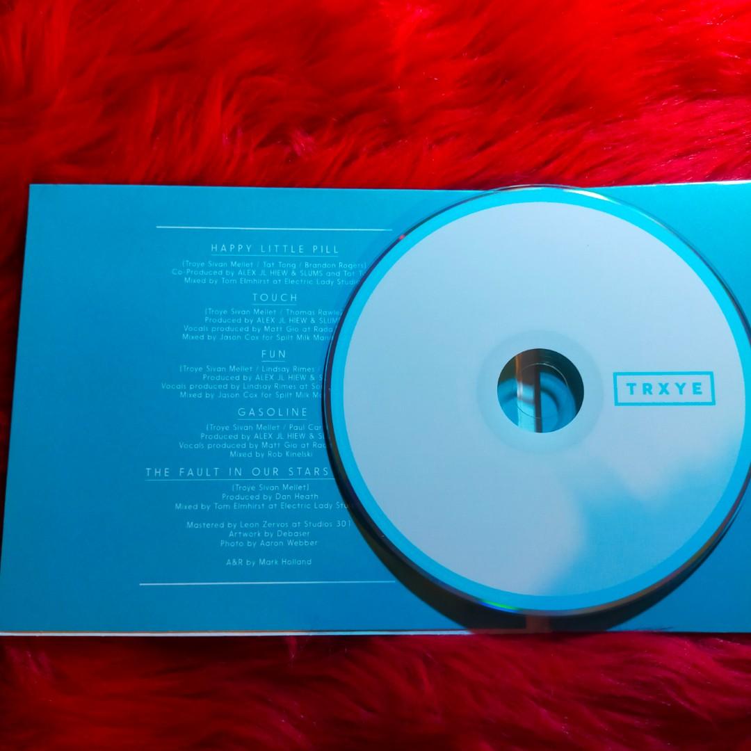 Trxye - Troye Sivan CD (Category: CDs & DVDs) located in Baliuag. Submitted by papigelo (Listing ID 1141808846, Image 3). Description: Troye Sivan Trxye EP ❤️ Authentic ❤️ Rare CD ▶️ Gcash payment ▶️ Gogoxpress shipping.