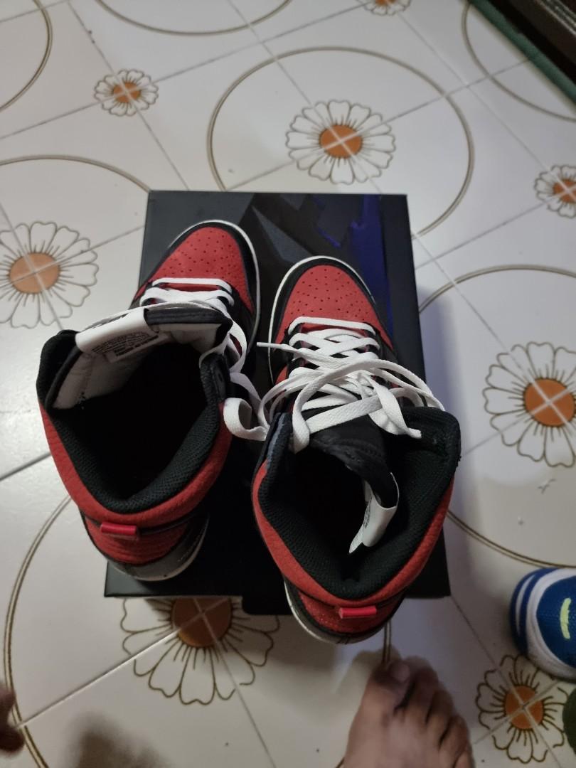 uba dunk high on feet