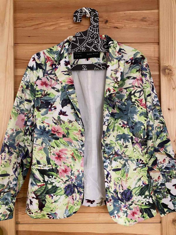 ZARA FLORAL BLAZER, Women's Fashion, Coats, Jackets and Outerwear on