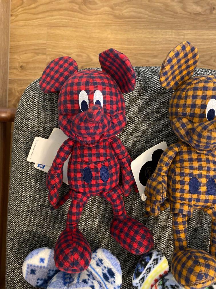 FINAL PRICE!) Bundle of Uniqlo x Takara Tomy Arts Disney