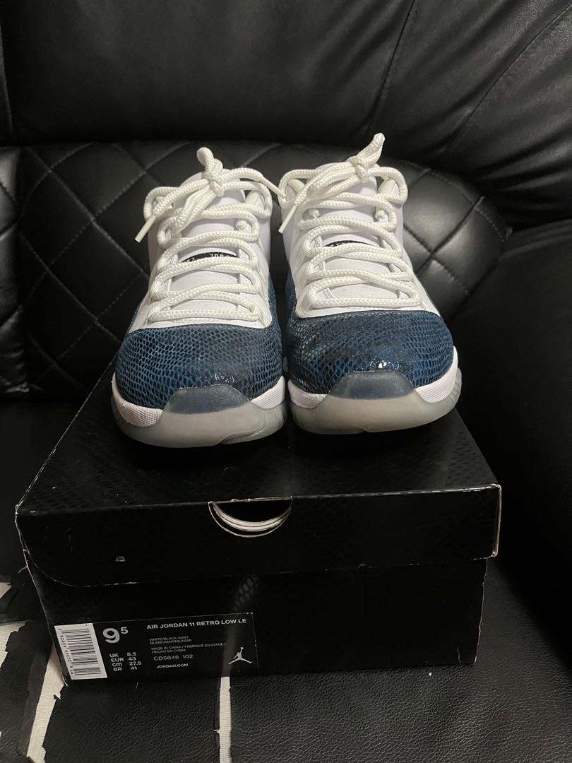 Jordan 11 retro low snake navy top