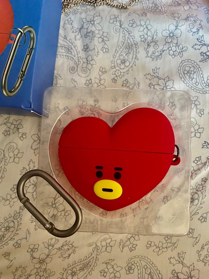 Airpods Pro case (Category: Portable Audio Accessories) located in Mandaluyong City. Submitted by czaristore (Listing ID 1141905697, Image 3). Description: Brand new Bt21 Tata Airpods Pro case Purchased in Line Friends Hollywood shop .
